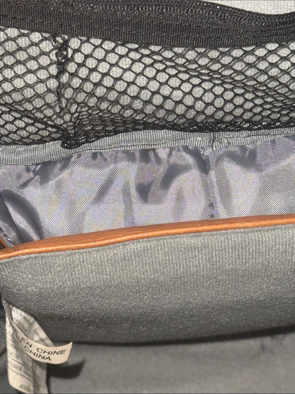 Jack by Jill.e Designs Hudson All Leather Camera Bag In good condition.